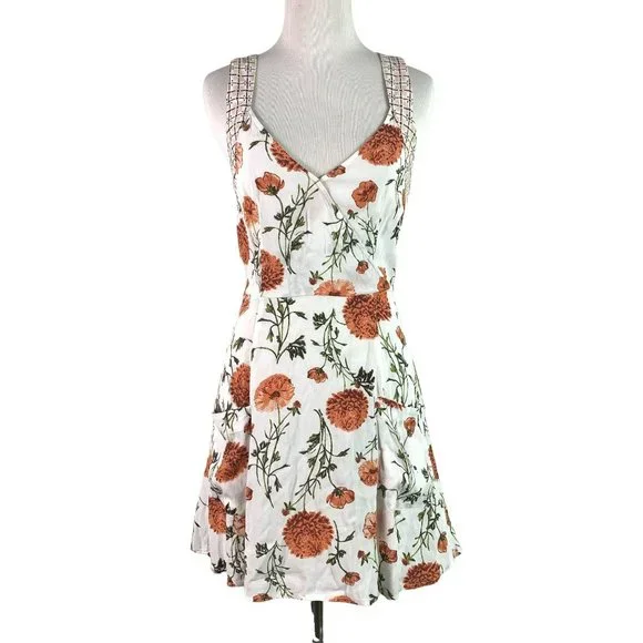 KIMCHI BLUE Womens Size 0 White Floral Cross Strap Mini Dress - Picture 1 of 9